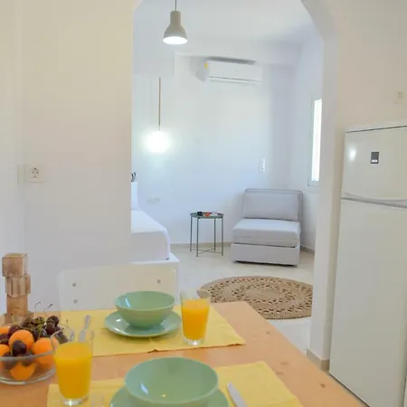 La Casa De Zag Adamantas (Milos)